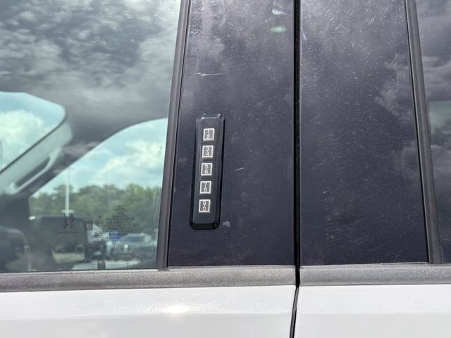 2024 Carbonized Gray Metallic Ford F-150 XLT 4X4 Truck