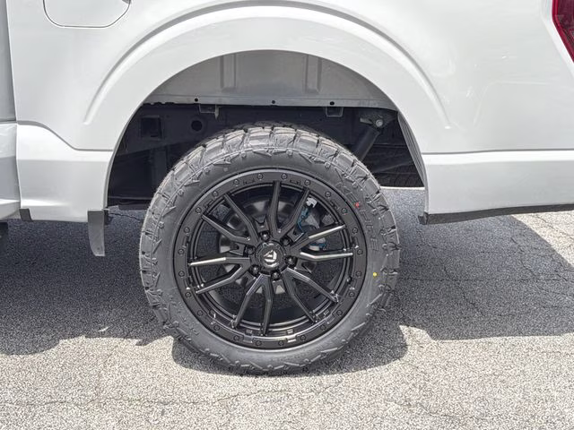 2024 Carbonized Gray Metallic Ford F-150 XLT 4X4 Truck