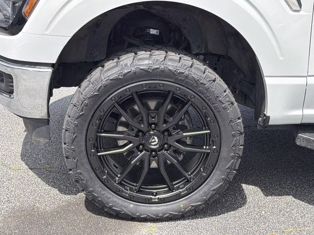2024 Carbonized Gray Metallic Ford F-150 XLT 4X4 Truck