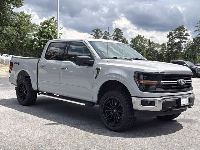 2024 Carbonized Gray Metallic Ford F-150 XLT 4X4 Truck