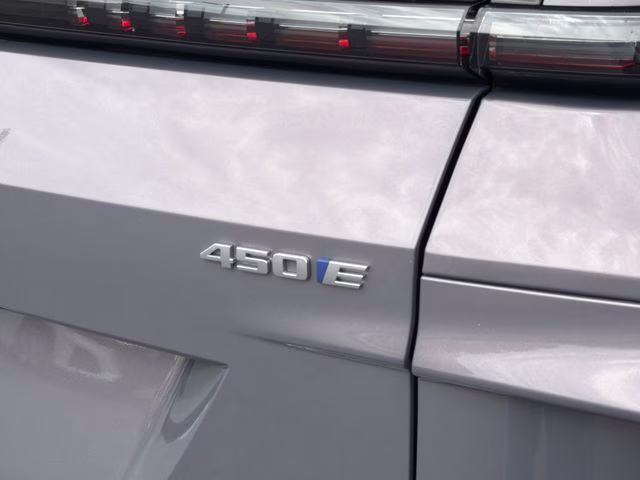 2024 Celestial Metallic Cadillac LYRIQ Luxury RWD SUV
