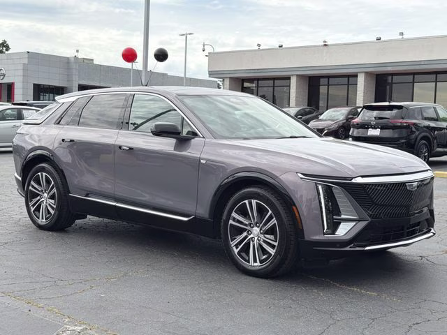 2024 Celestial Metallic Cadillac LYRIQ Luxury RWD SUV