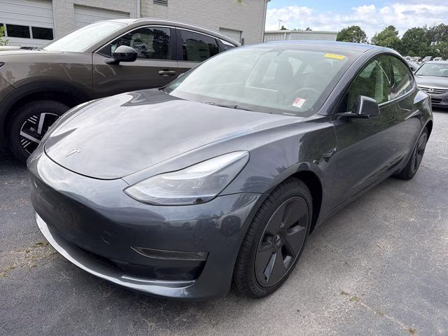 2023 Tesla Model 3 -'s photo