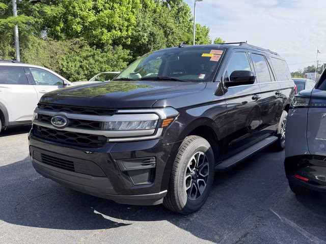 2024 Black Metallic Ford Expedition Max XLT 4X4 SUV