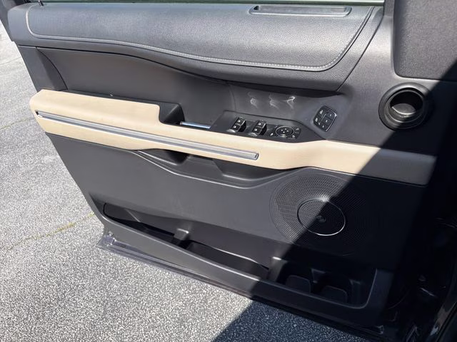 2024 Gray Metallic Ford Expedition Max Limited RWD SUV