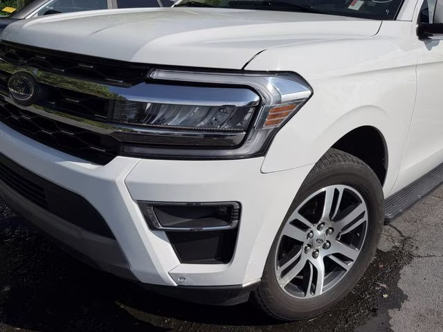 2024 Oxford White Ford Expedition Max Limited RWD SUV