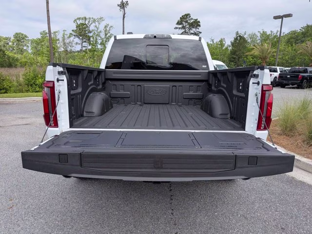 2026 Oxford White Ford F-150 Raptor 4X4 Truck