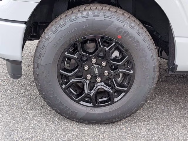 2026 Avalanche Ford F-150 XLT 4X4 Truck