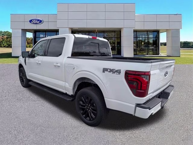 2026 White Ford F-150 LARIAT 4X4 Truck