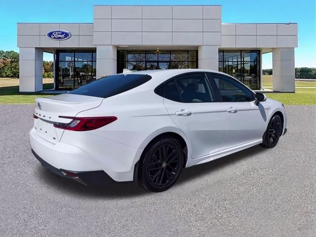 2026 Ice Toyota Camry SE FWD Sedan