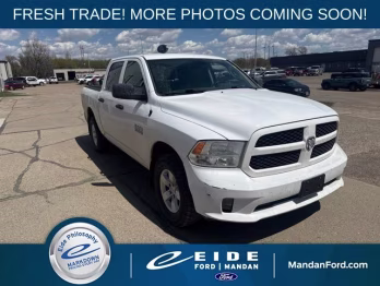 2017 Bright White Clearcoat Ram 1500 Express 4X4 Truck