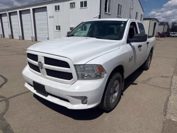 2017 Bright White Clearcoat Ram 1500 Express 4X4 Truck