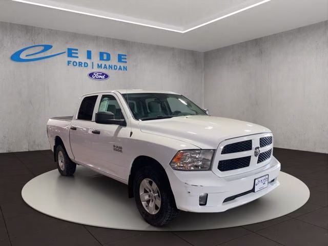 2017 RAM 1500 Express 4x4 Crew Cab 5'7's photo