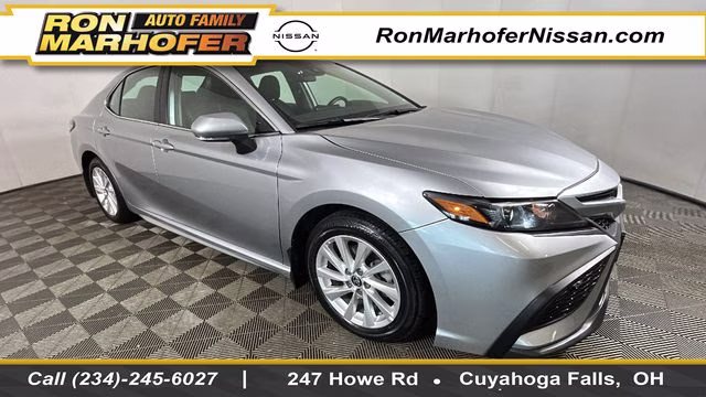 2024 Celestial Silver Metallic Toyota Camry SE FWD Sedan
