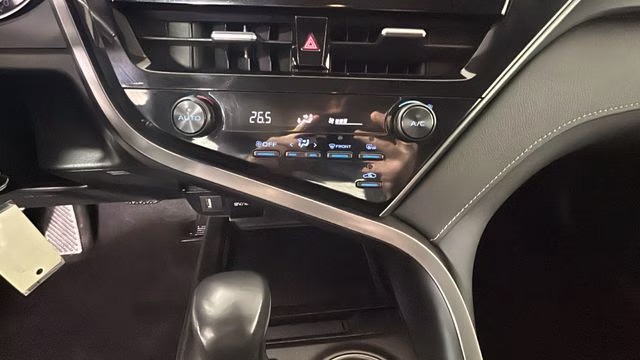 2024 Celestial Silver Metallic Toyota Camry SE FWD Sedan
