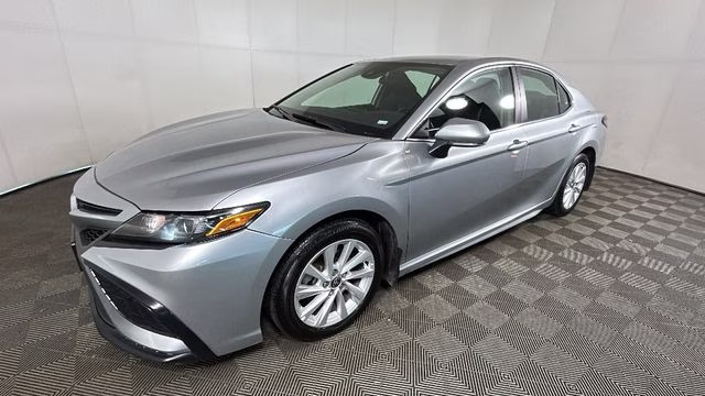 2024 Celestial Silver Metallic Toyota Camry SE FWD Sedan