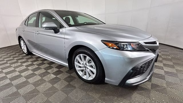2024 Celestial Silver Metallic Toyota Camry SE FWD Sedan