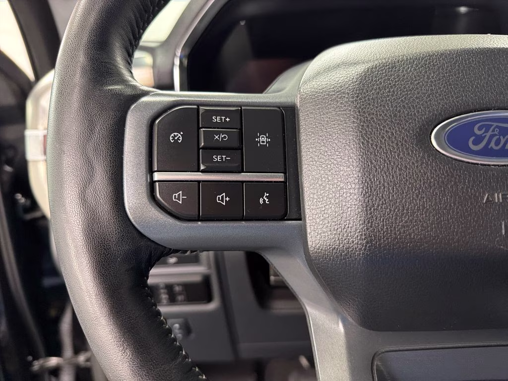2023 Black Metallic Ford F-150 Lariat 4X4 Truck