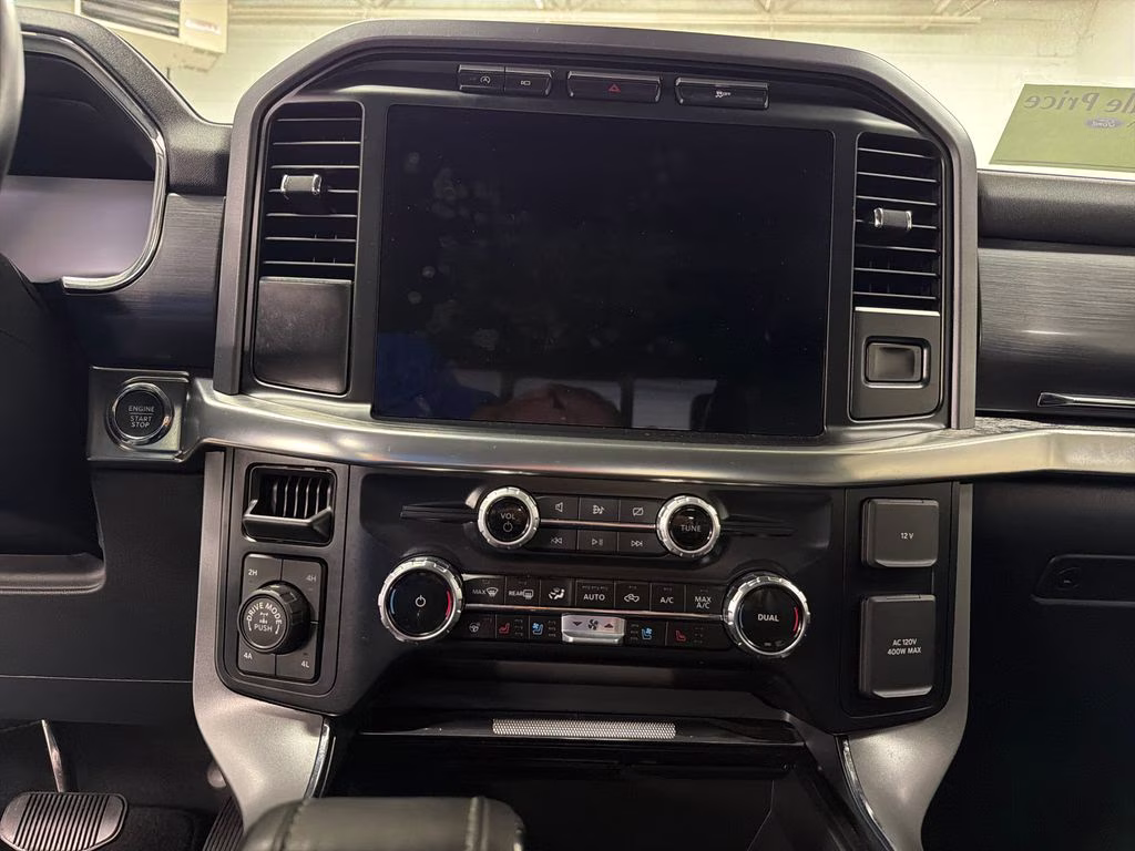 2023 Black Metallic Ford F-150 Lariat 4X4 Truck