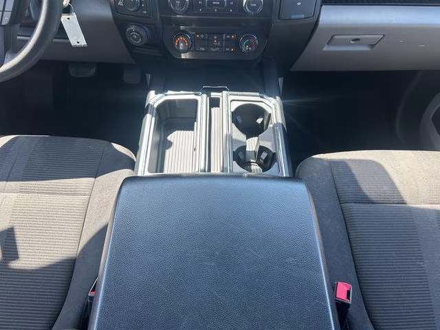 2020 Oxford White Ford F-150 XL 4X4 Truck