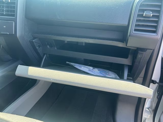 2020 Oxford White Ford F-150 XL 4X4 Truck