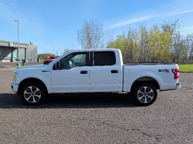 2020 Oxford White Ford F-150 XL 4X4 Truck