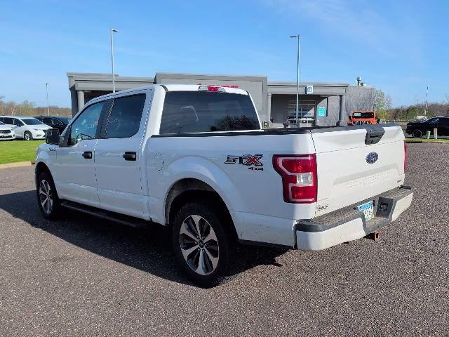 2020 Oxford White Ford F-150 XL 4X4 Truck