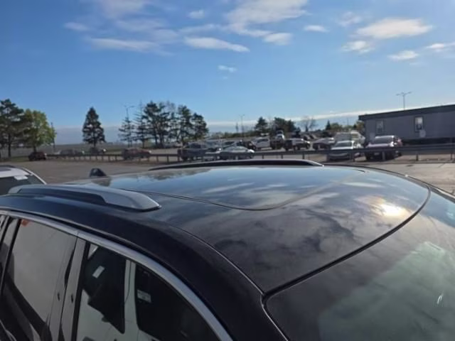 2022 Silver Zynith Jeep Grand Cherokee Summit Reserve 4xe 4X4 SUV