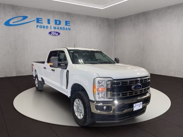 2023 Oxford White Ford Super Duty F-250 SRW XLT 4X4 Truck