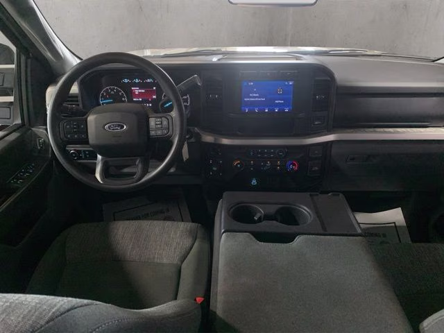 2023 Oxford White Ford Super Duty F-250 SRW XLT 4X4 Truck