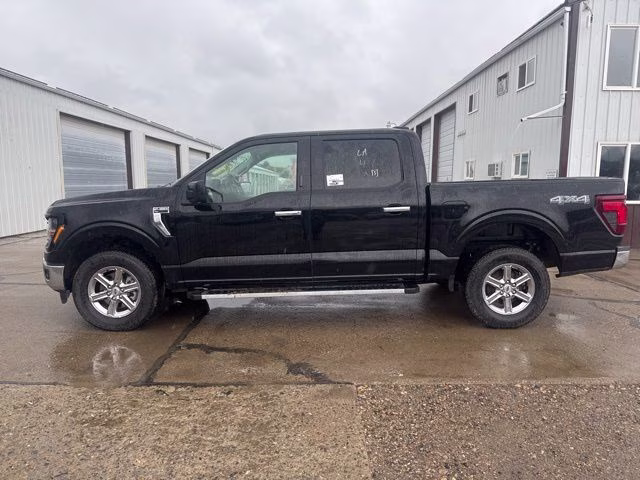 2024 Agate Black Metallic Ford F-150 XLT 4X4 Truck