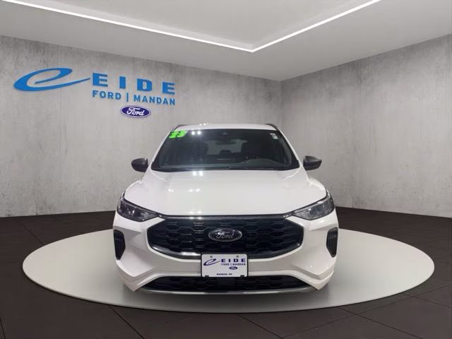 2023 Oxford White Ford Escape ST-Line AWD SUV