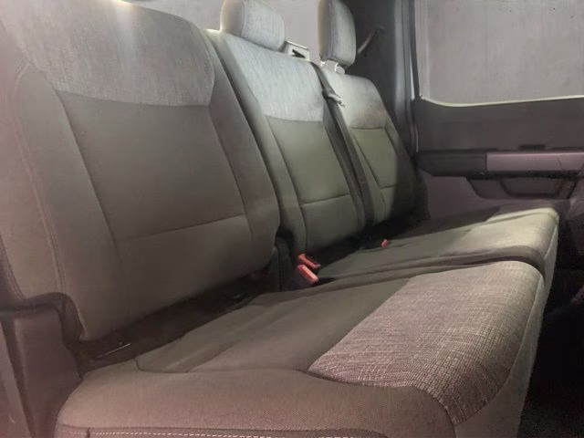 2023 Oxford White Ford Super Duty F-250 SRW XLT 4X4 Truck