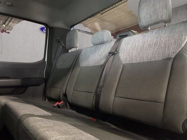 2023 Oxford White Ford Super Duty F-250 SRW XLT 4X4 Truck