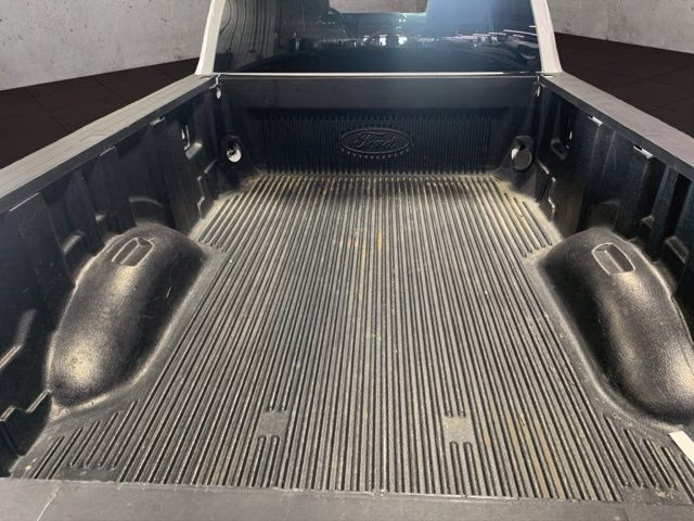 2023 Oxford White Ford Super Duty F-250 SRW XLT 4X4 Truck