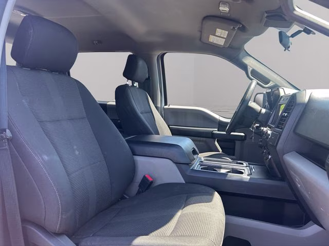 2020 Oxford White Ford F-150 XL 4X4 Truck