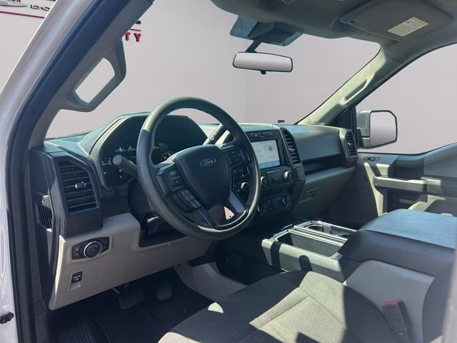 2020 Oxford White Ford F-150 XL 4X4 Truck