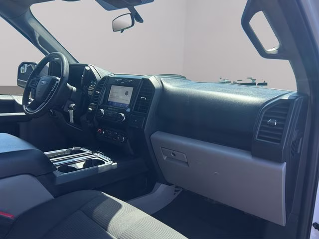 2020 Oxford White Ford F-150 XL 4X4 Truck