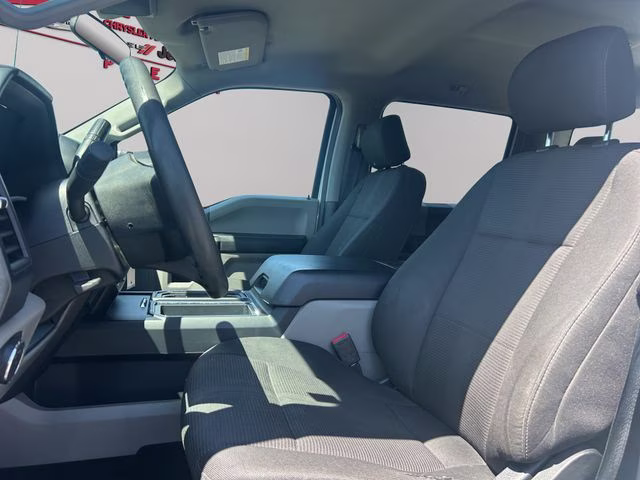 2020 Oxford White Ford F-150 XL 4X4 Truck