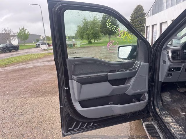 2024 Agate Black Metallic Ford F-150 XLT 4X4 Truck
