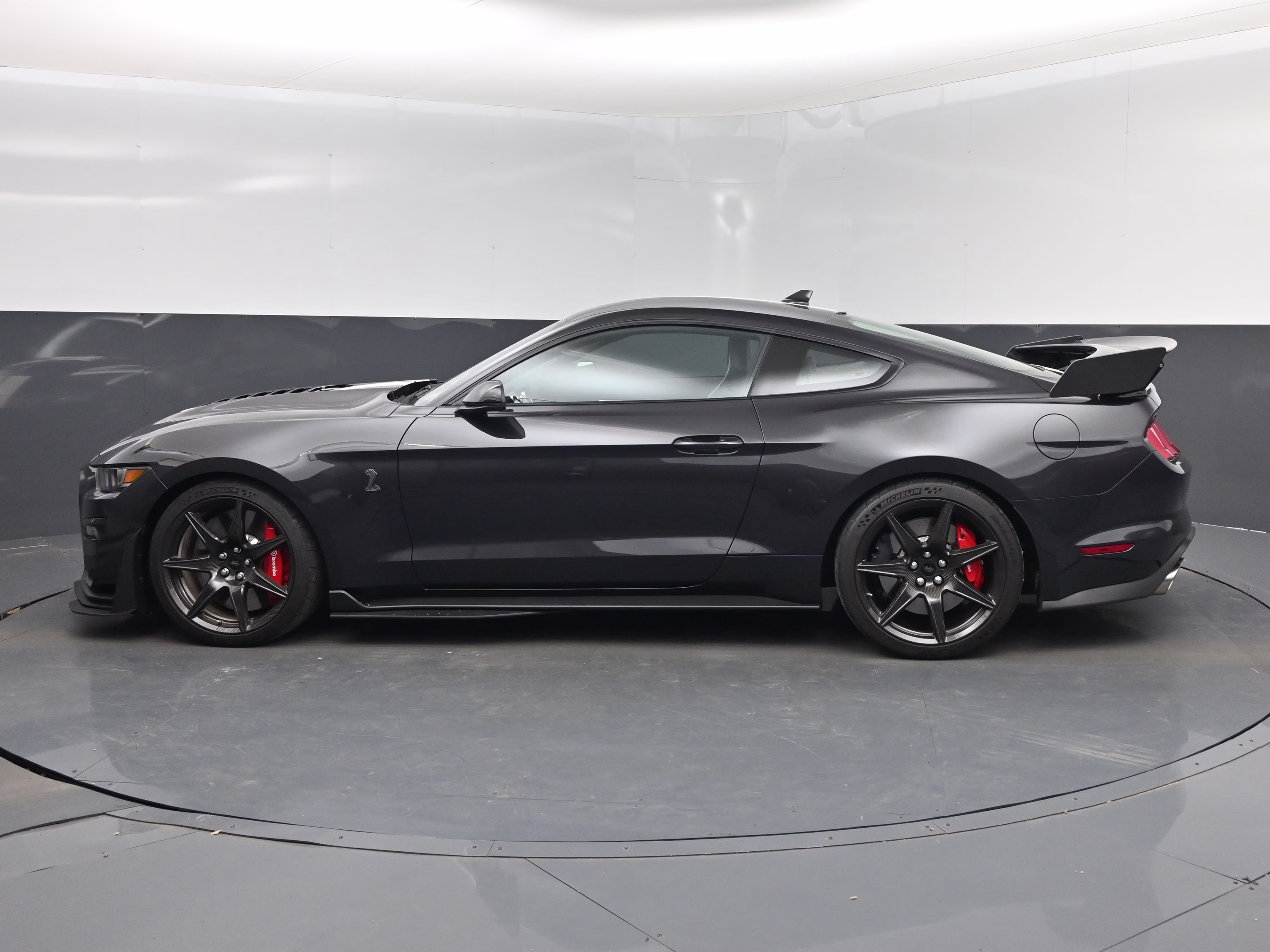 2022 Gray Metallic Ford Mustang Shelby GT500 RWD Coupe