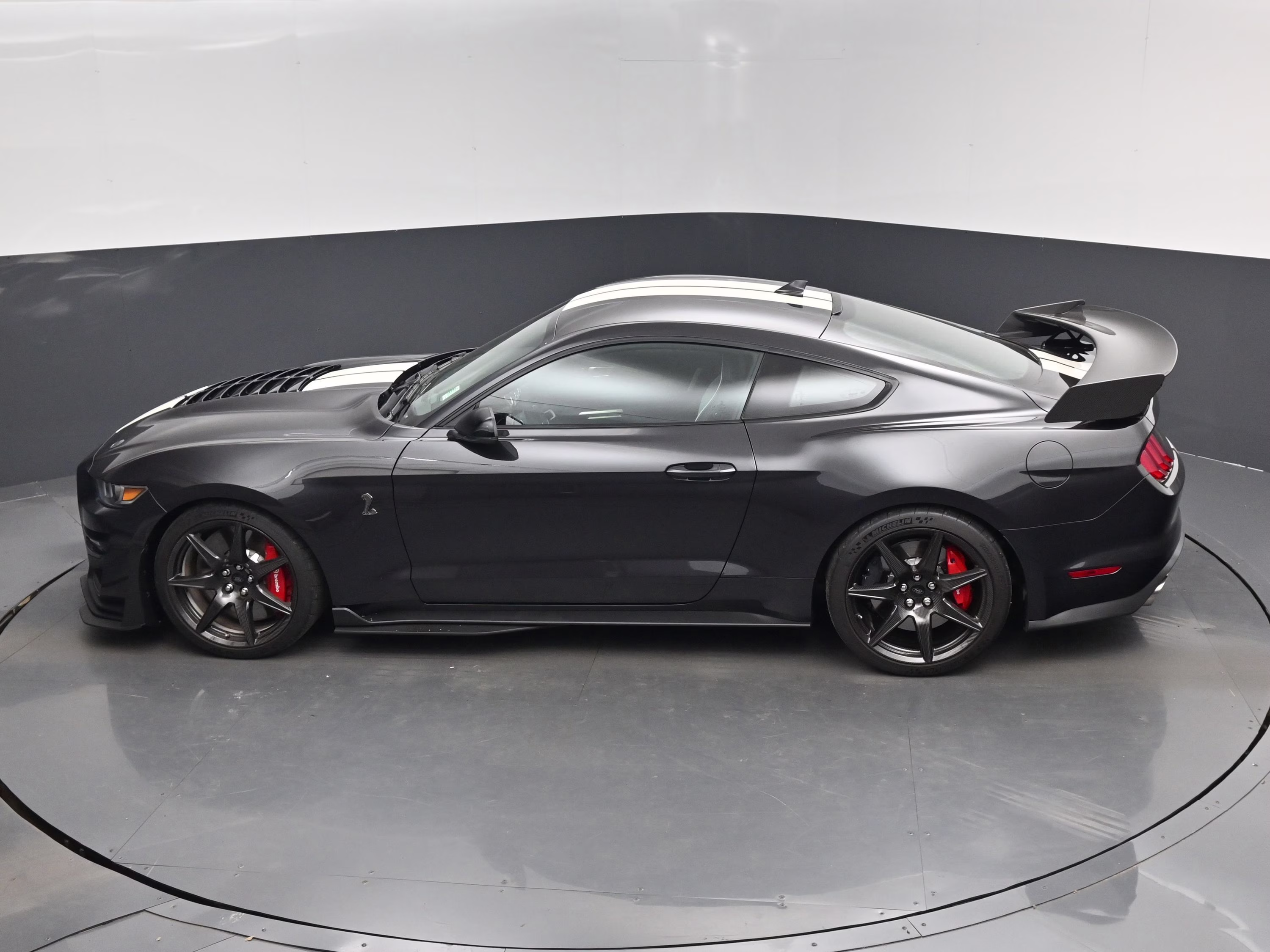 2022 Gray Metallic Ford Mustang Shelby GT500 RWD Coupe