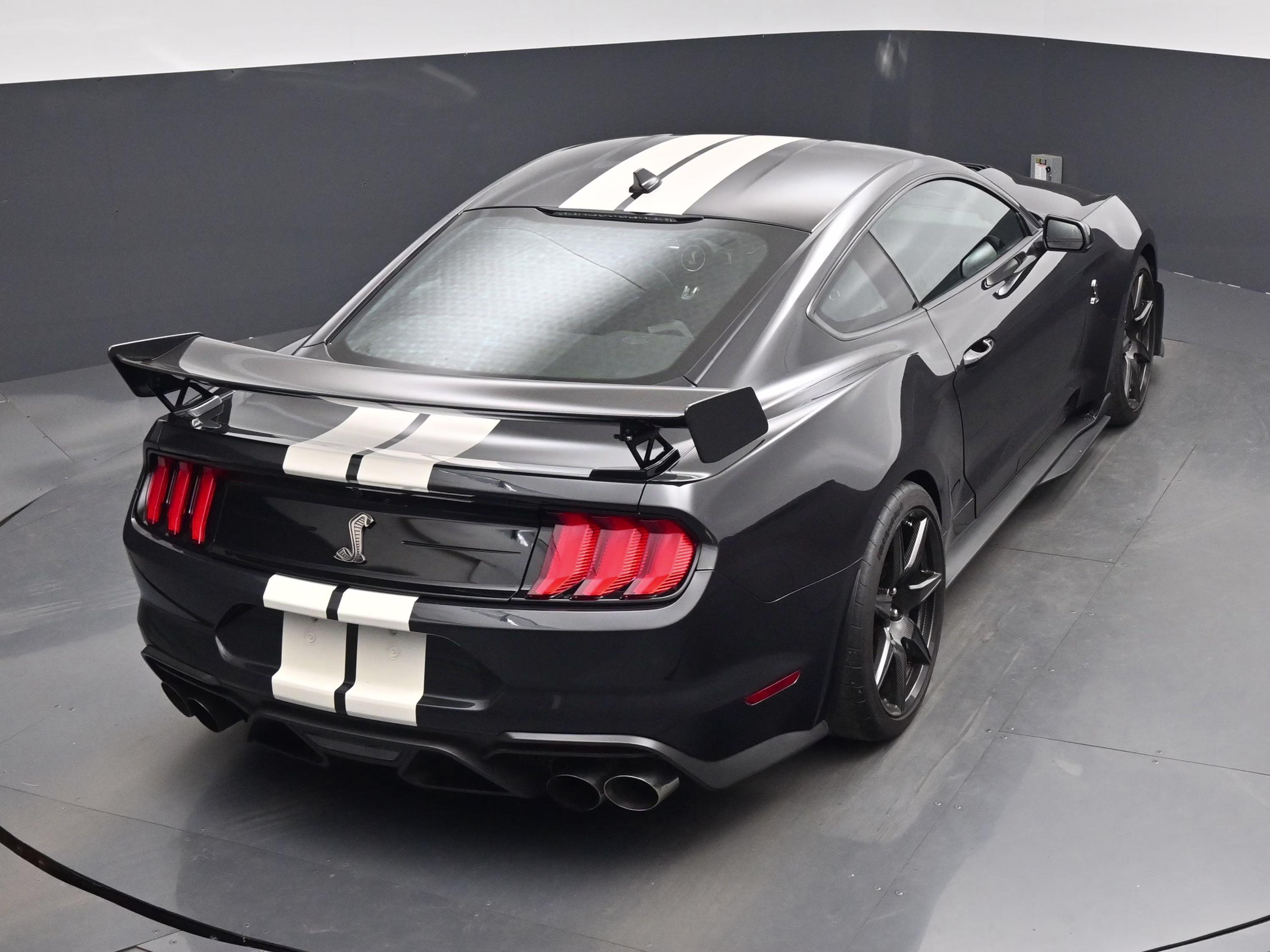 2022 Gray Metallic Ford Mustang Shelby GT500 RWD Coupe