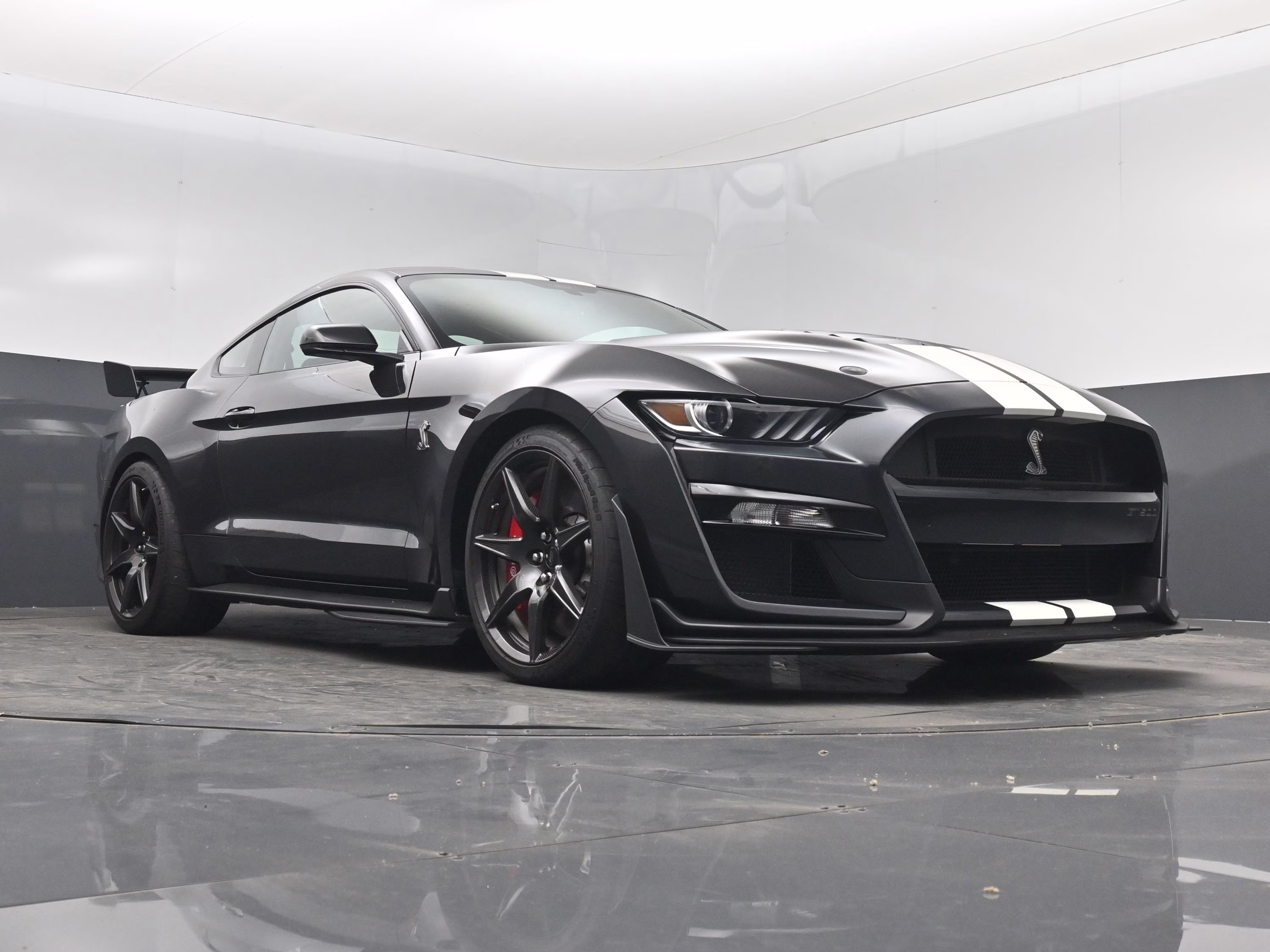 2022 Gray Metallic Ford Mustang Shelby GT500 RWD Coupe