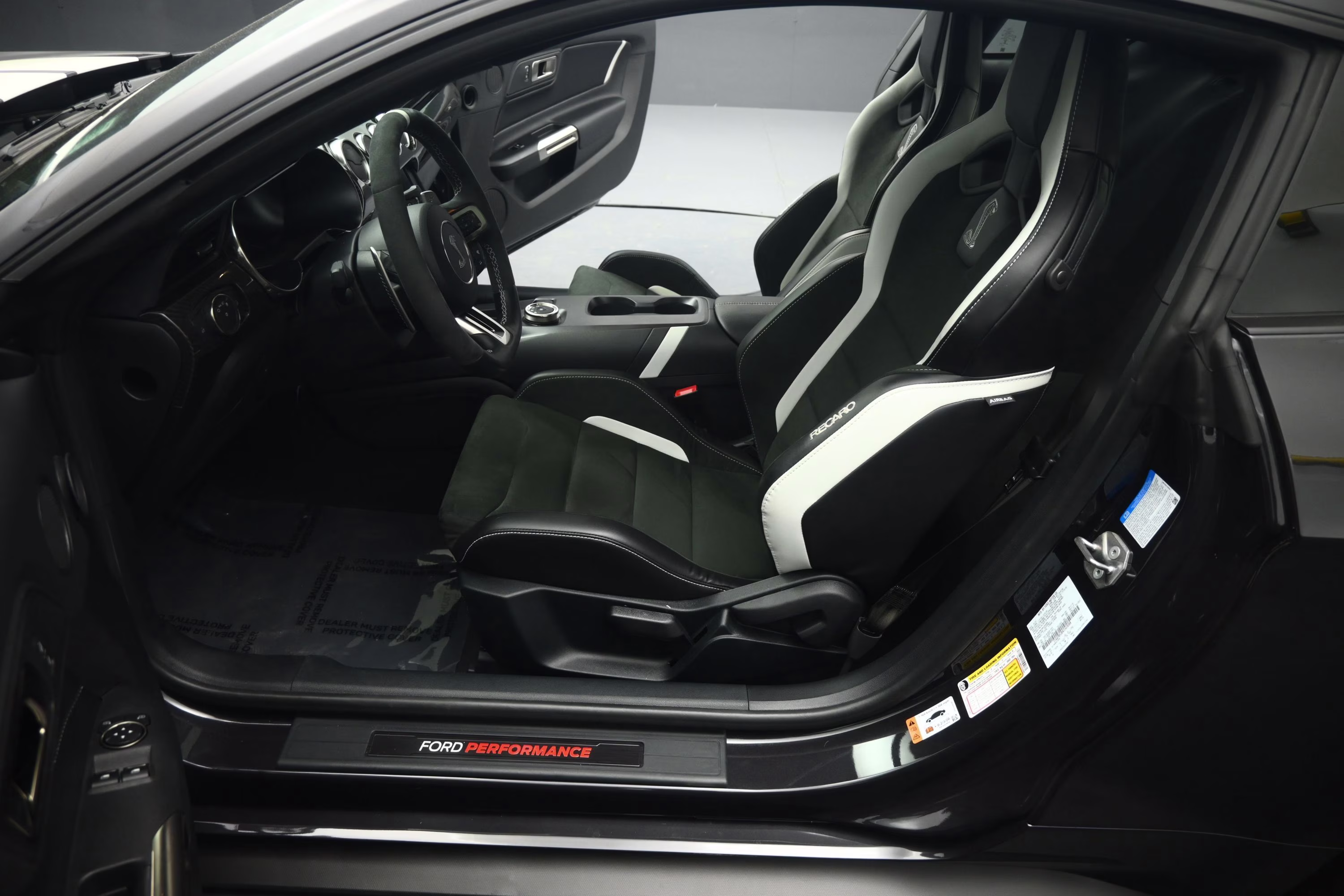 2022 Gray Metallic Ford Mustang Shelby GT500 RWD Coupe
