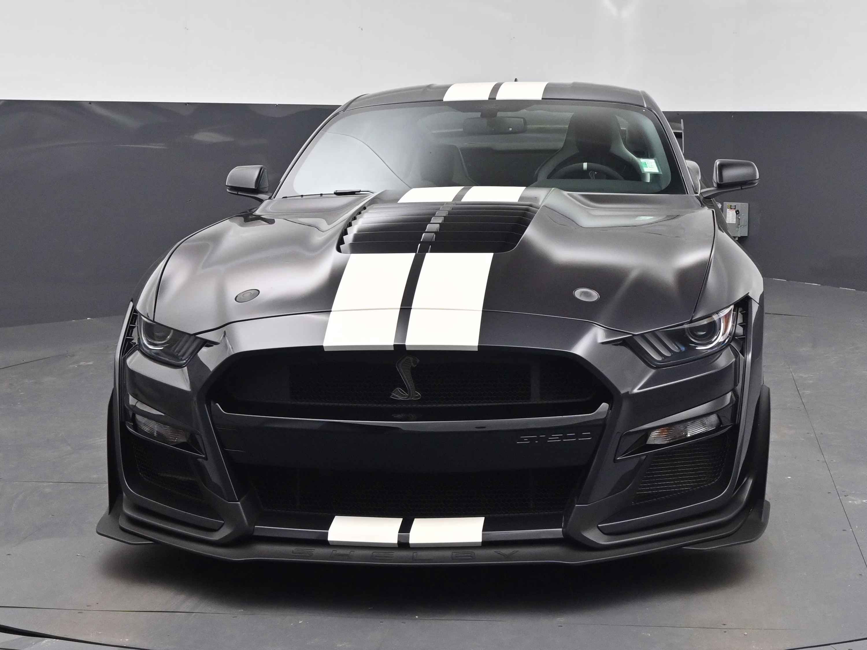 2022 Gray Metallic Ford Mustang Shelby GT500 RWD Coupe