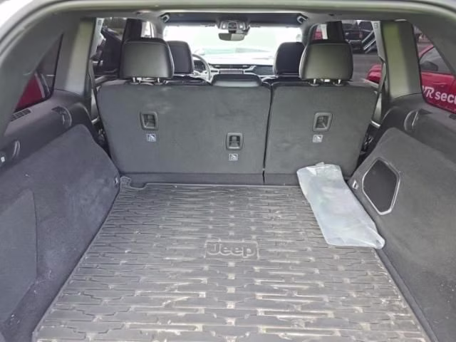 2022 Bright White Clearcoat Jeep Grand Cherokee Trailhawk 4xe 4X4 SUV