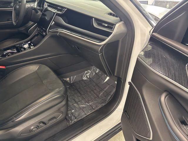 2022 Bright White Clearcoat Jeep Grand Cherokee Trailhawk 4xe 4X4 SUV