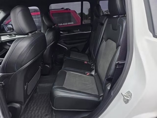 2022 Bright White Clearcoat Jeep Grand Cherokee Trailhawk 4xe 4X4 SUV