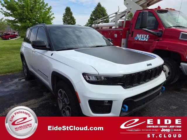 2022 Jeep Grand Cherokee Trailhawk 4xe 4x4's photo